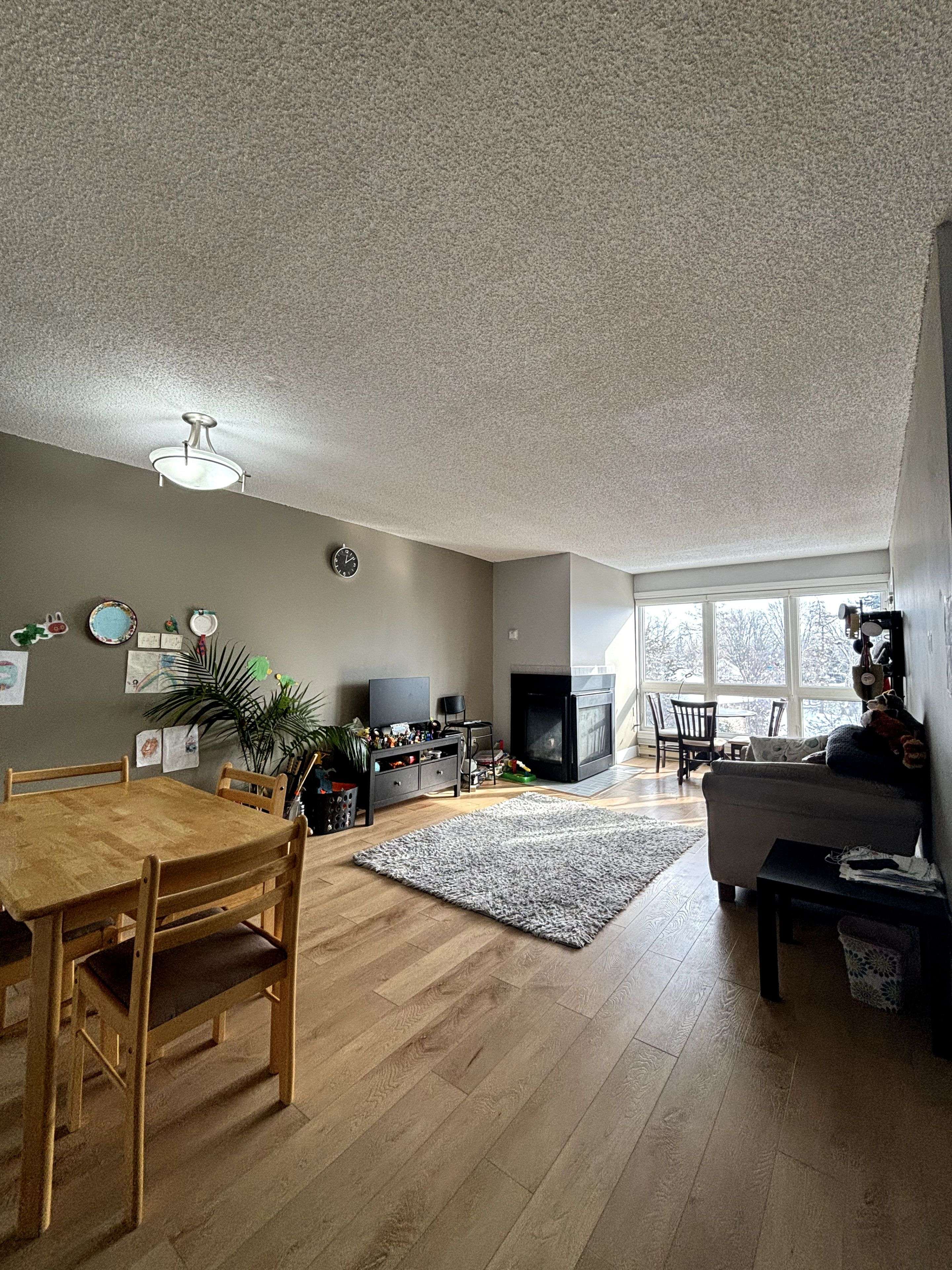 London, ON N5X 3T5,1 Jacksway CRES #402