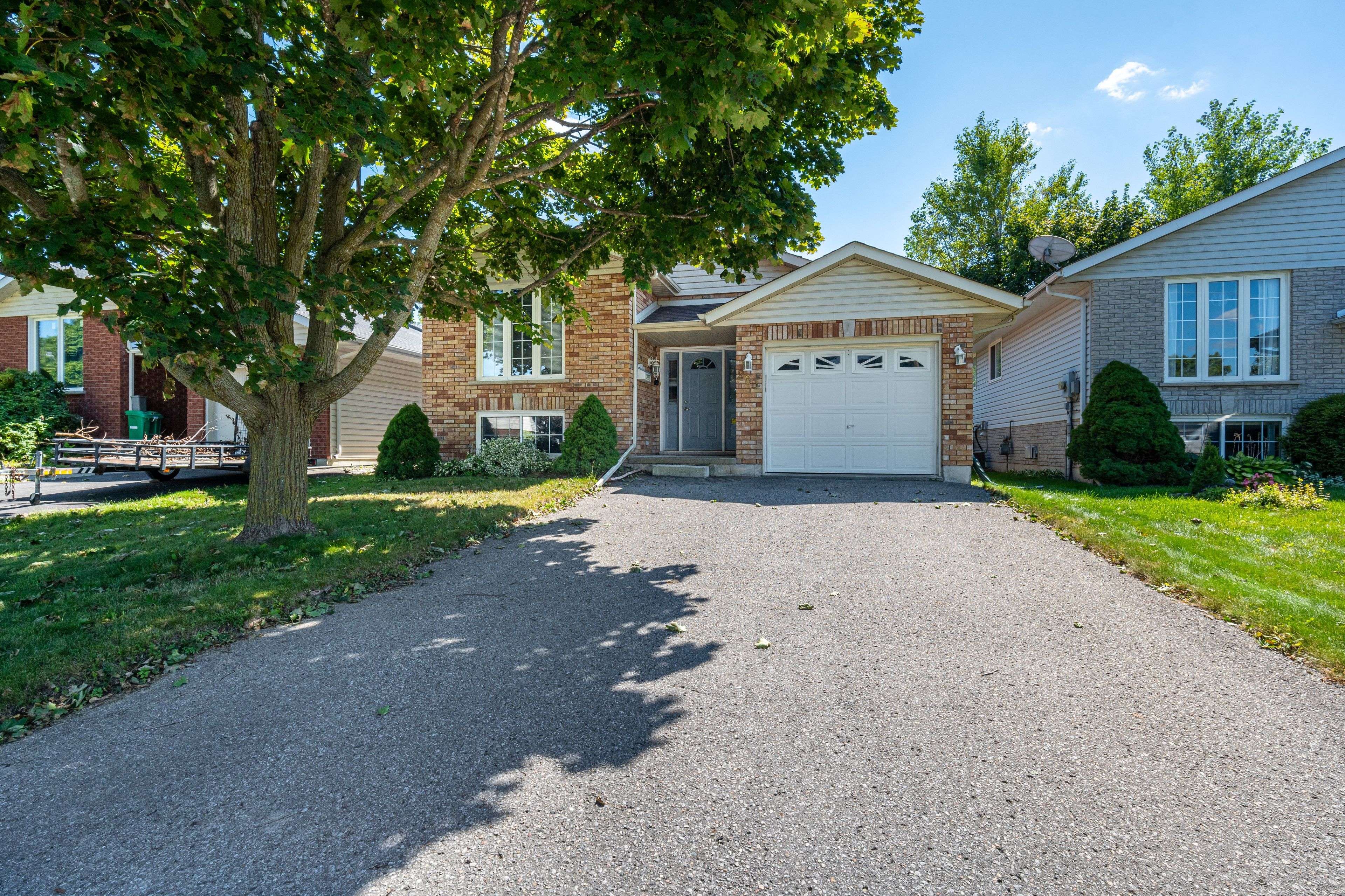 Peterborough, ON K9H 7N6,263 Dainton DR