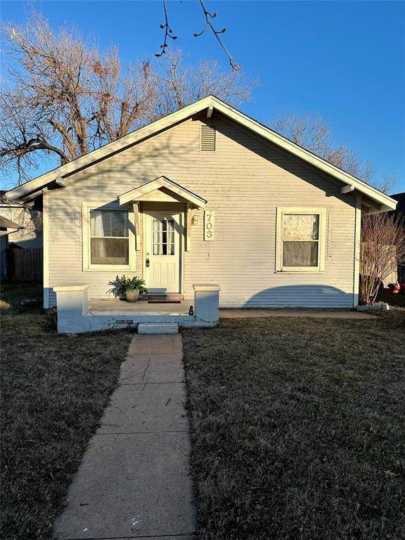 El Reno, OK 73036,703 S Bickford Avenue