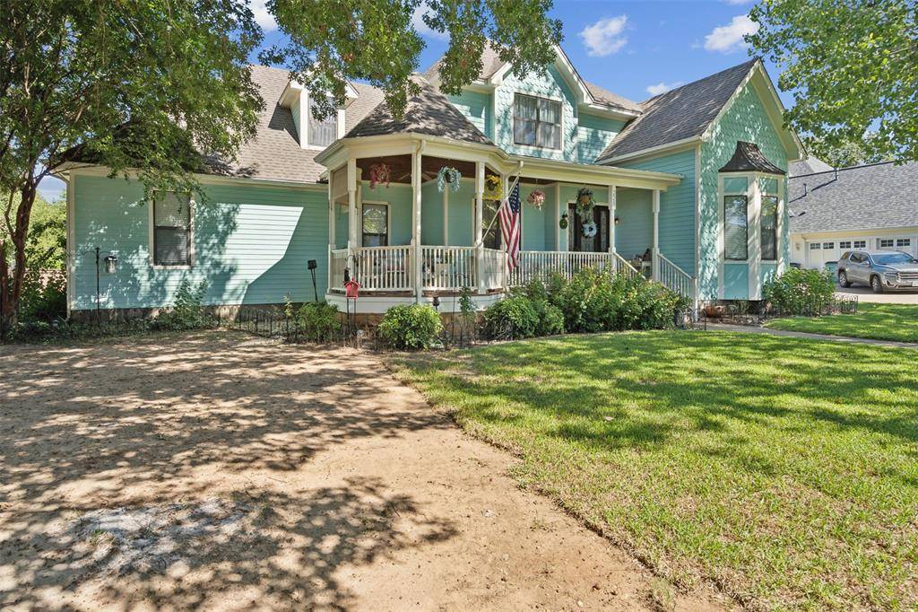 Granbury, TX 76048,228 W Moore Street