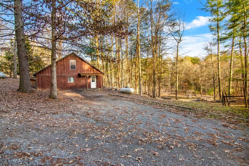 Ellijay, GA 30536,284 Tickanetley Road