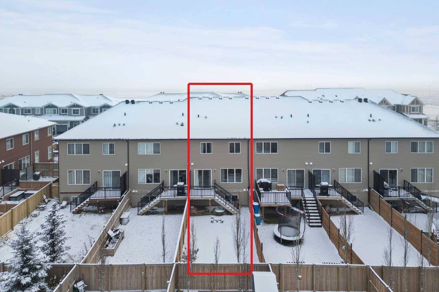 Airdrie, AB T4B 4J2,230 Hillcrest SQ SW