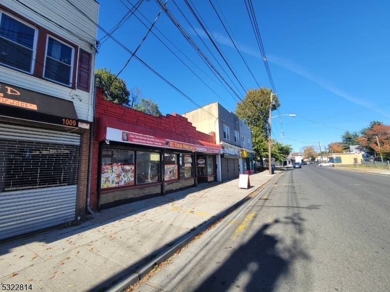 Plainfield City, NJ 07062,1011 E 2nd St