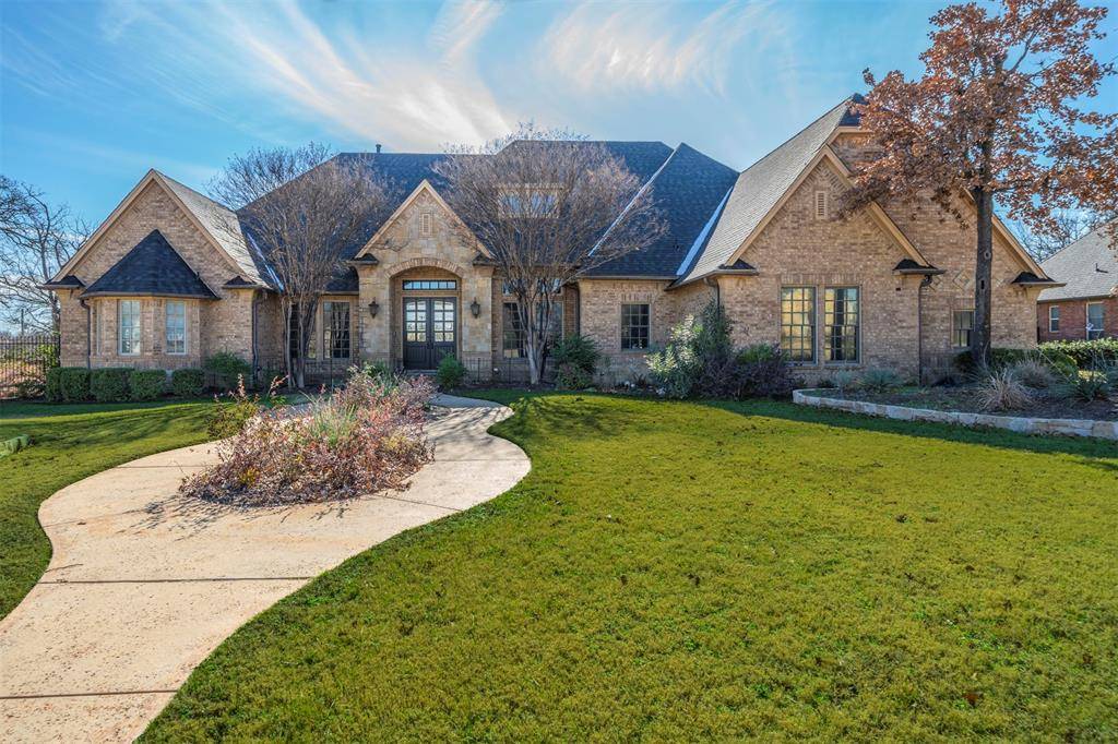 Kennedale, TX 76060,1210 Falcon Ridge Drive