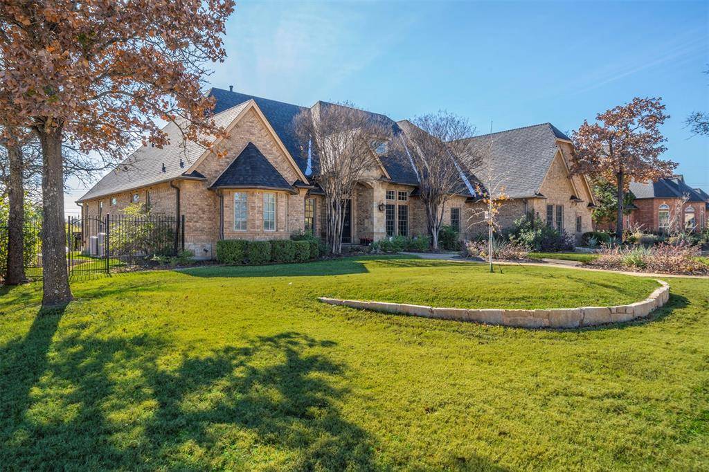 Kennedale, TX 76060,1210 Falcon Ridge Drive