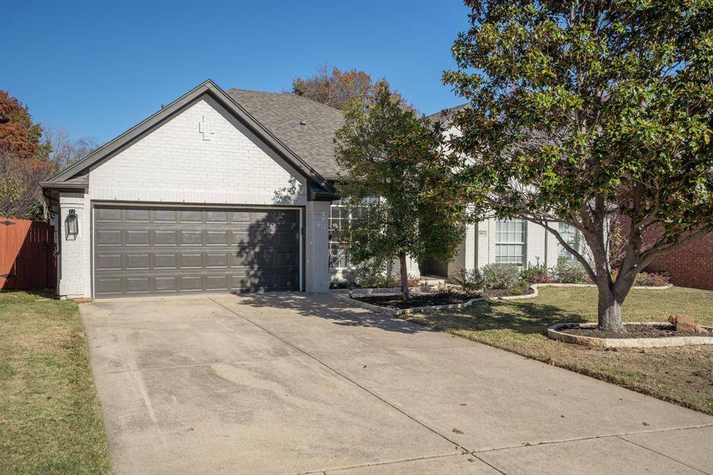 Grapevine, TX 76051,2804 Woodhaven Drive