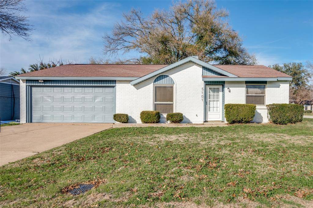 Arlington, TX 76016,5101 French Wood Drive