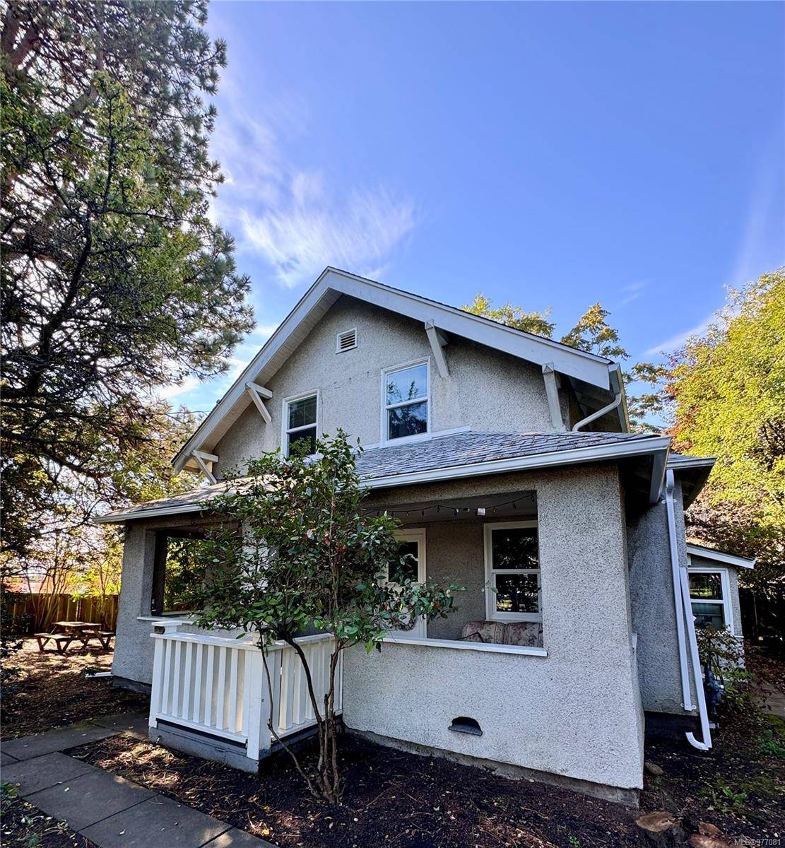 Saanich, BC V8P 4V7,3700 St. Aidans St