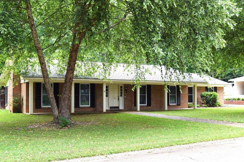 Minden, LA 71055,1303 Mark Drive