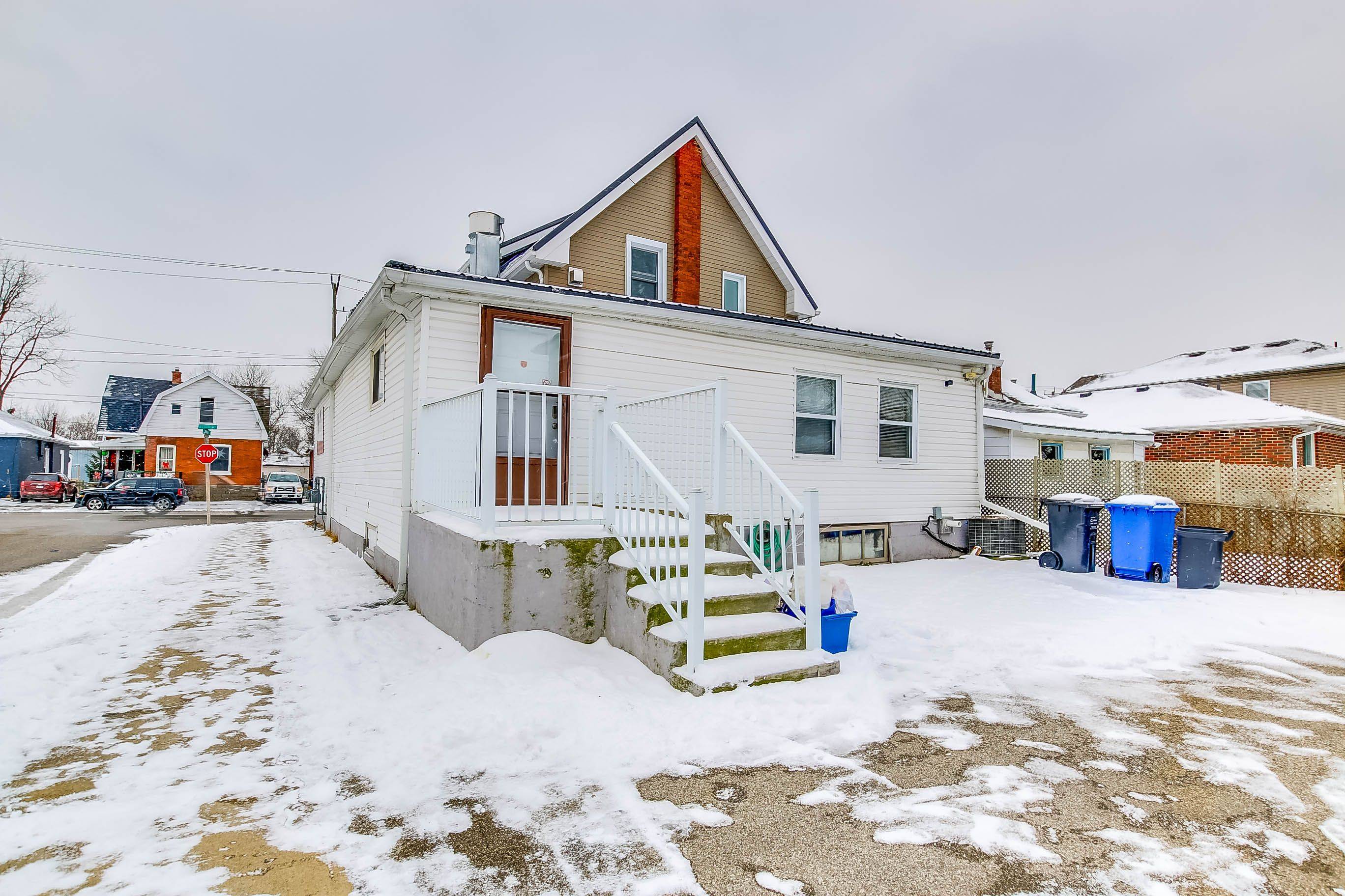 Brant, ON N3R 1E6,18 Elgin ST