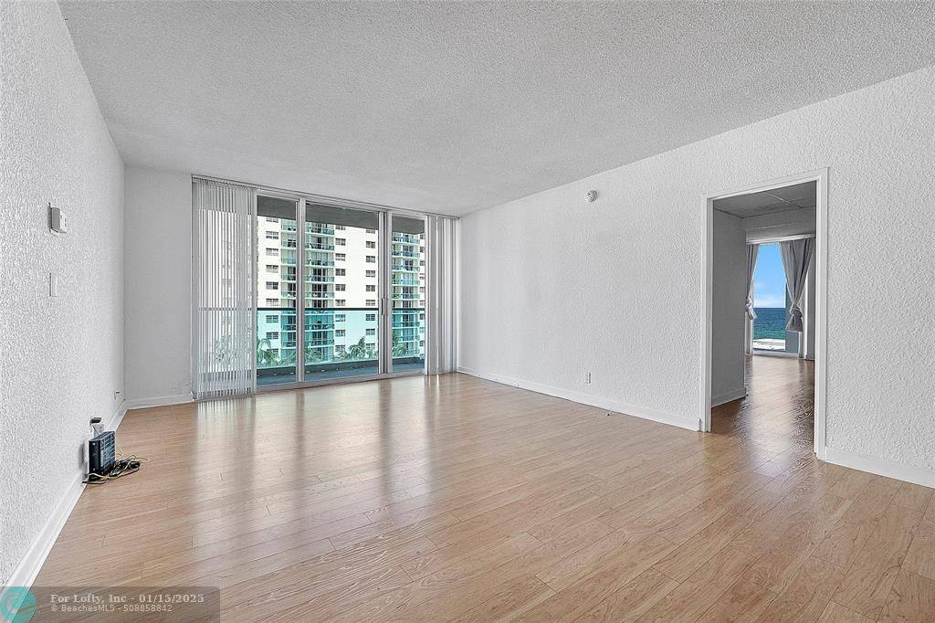 Hollywood, FL 33019,4001 S Ocean Dr #6P