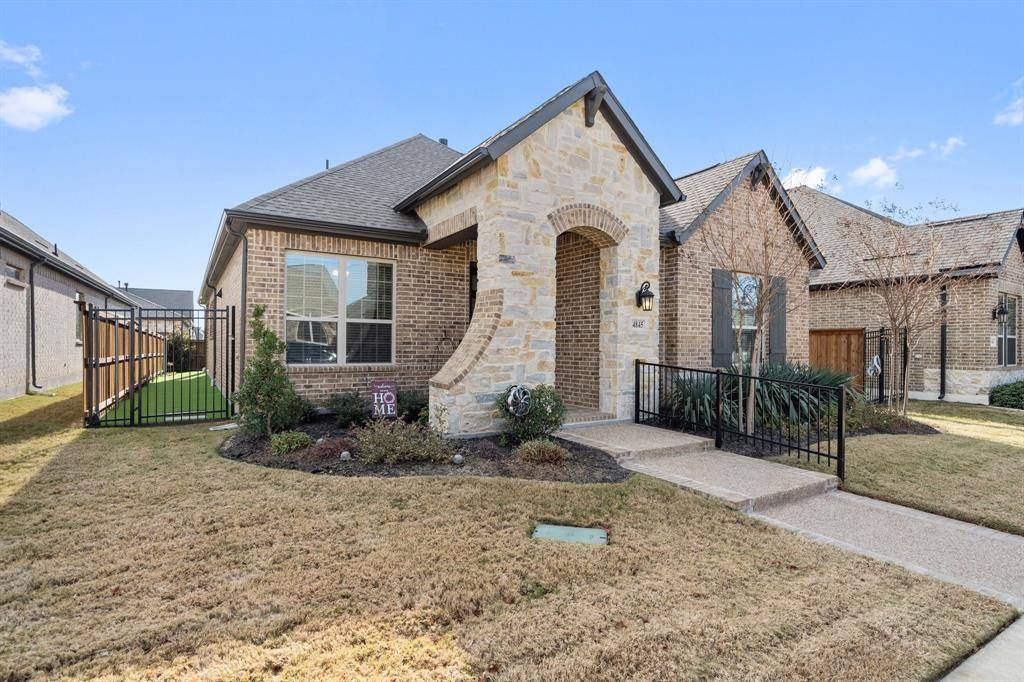 Arlington, TX 76005,4845 NW Cypress Thorn Drive