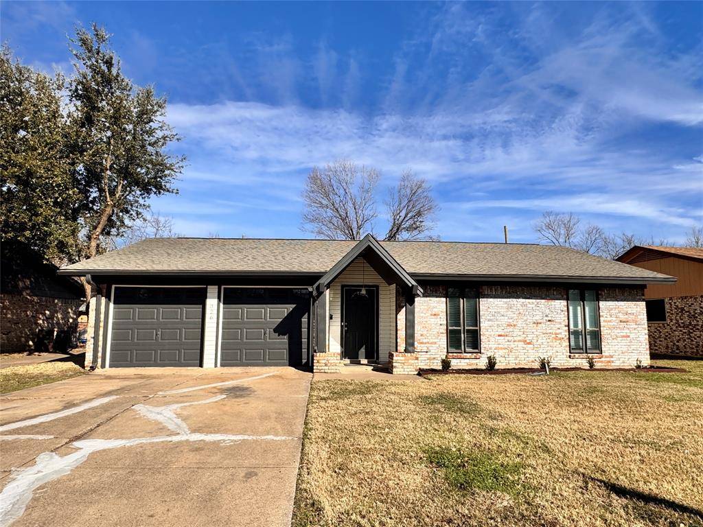 Grand Prairie, TX 75052,326 Forrest Hill Lane