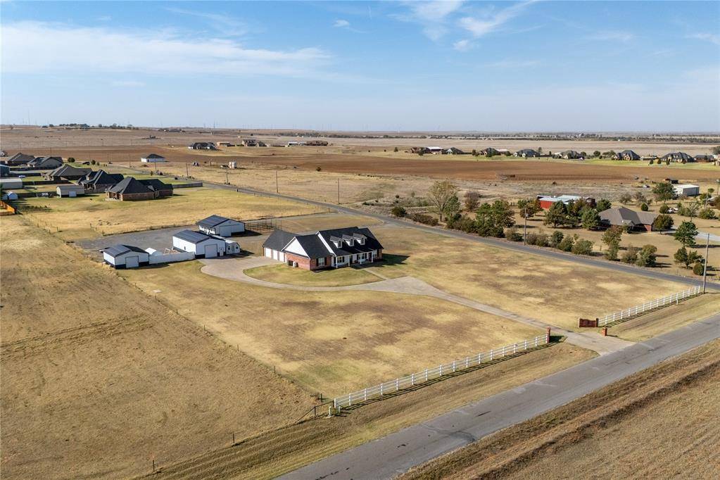 Weatherford, OK 73096,9983 N 2420 Road