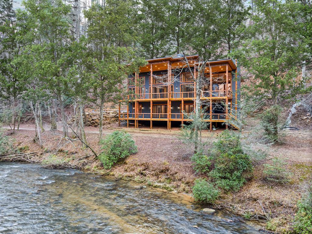 Ellijay, GA 30540,212 Fish Tale Cove