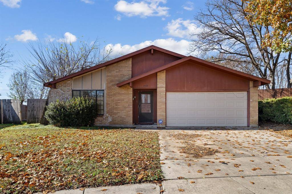 Arlington, TX 76014,3508 Green Hill Drive