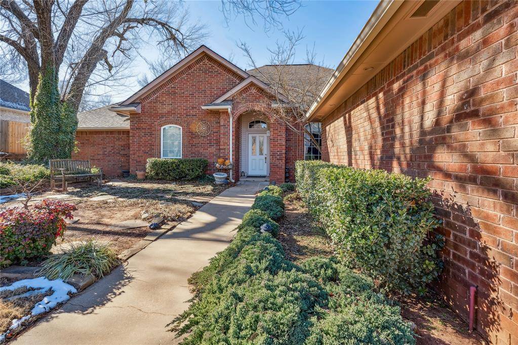 Edmond, OK 73034,1401 Carrick Court