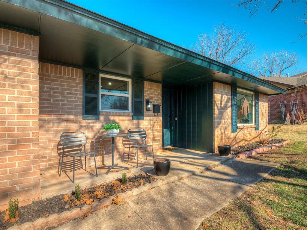 Norman, OK 73071,927 Woodlake Drive