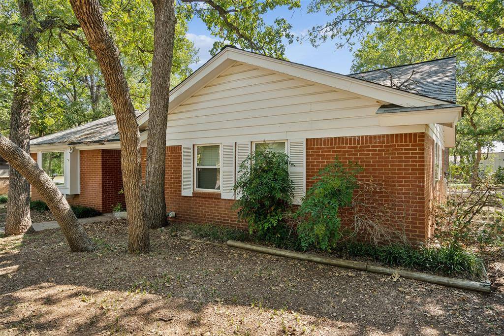 Mineral Wells, TX 76067,700 Cedar Street