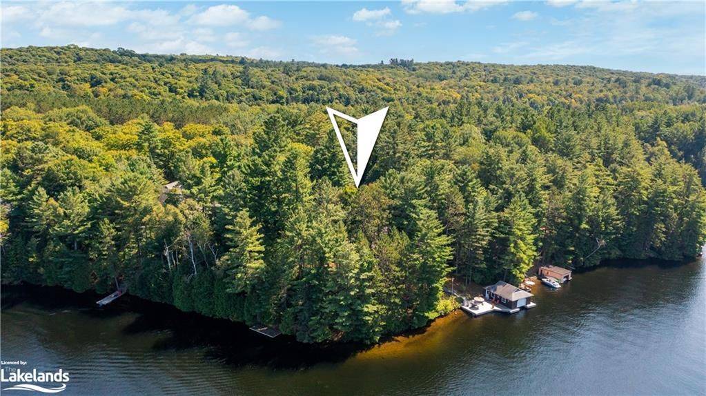 Lake Of Bays, ON P0B 1A0,1045 KINGS RD