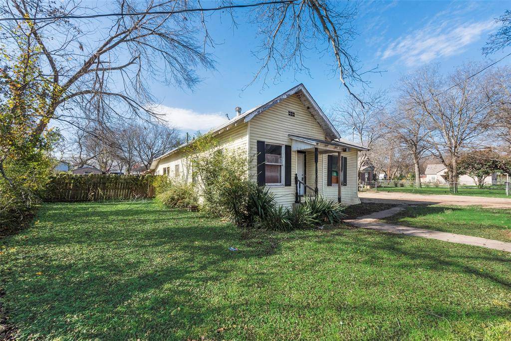 Cleburne, TX 76033,313 Walnut Street