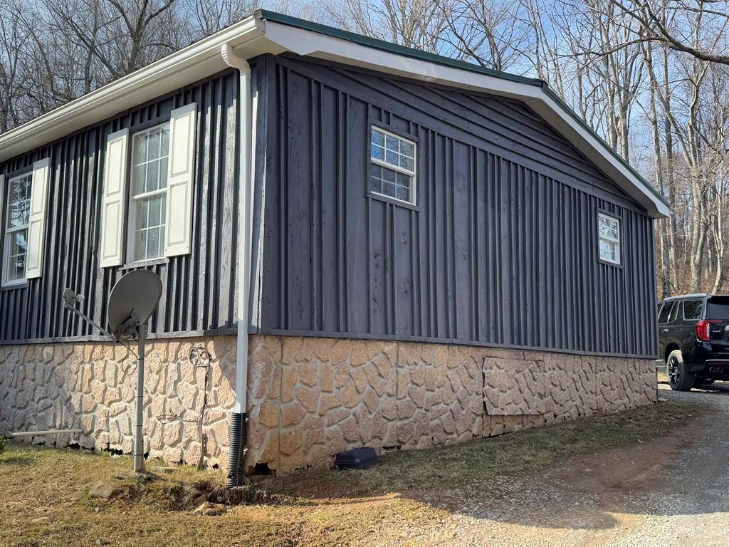 Cedar Bluff, VA 24609,267 Glen Haven Road