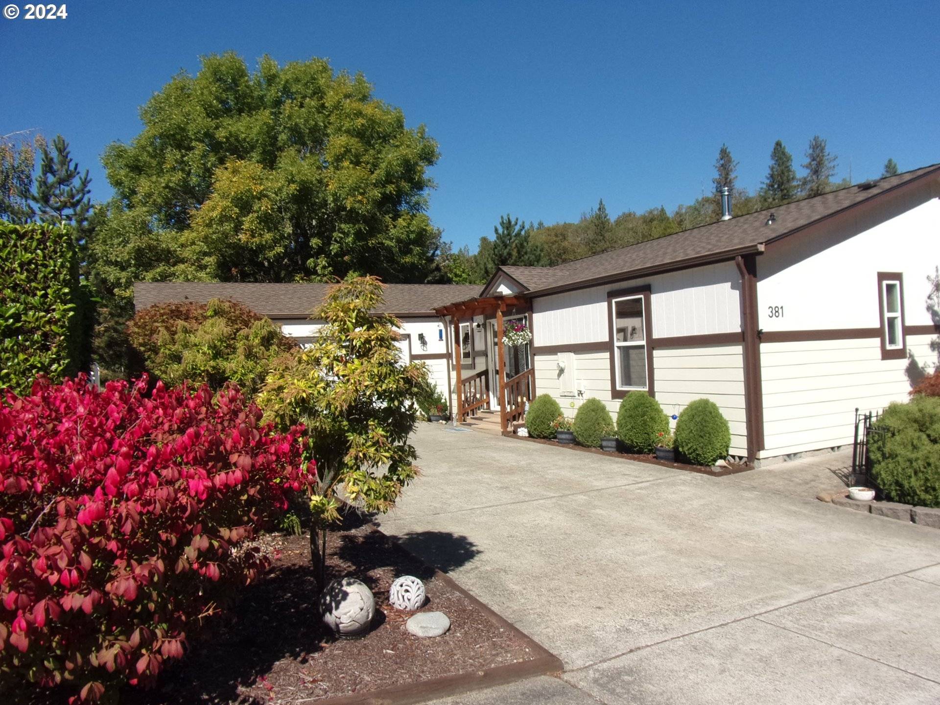 Canyonville, OR 97417,381 KNOLL TERRACE DR