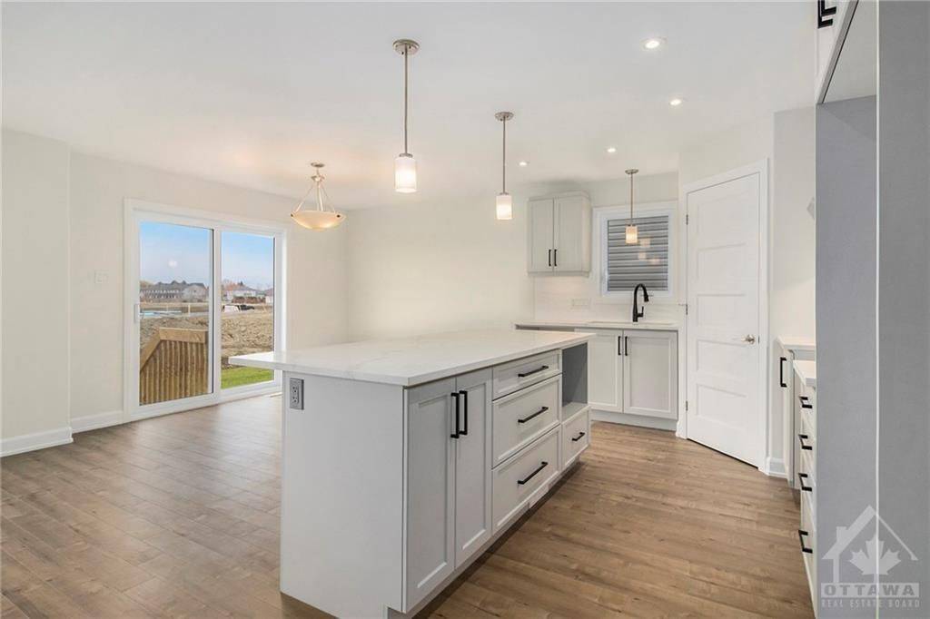 Russell, ON K0A 1W0,1203 MONTBLANC CRES