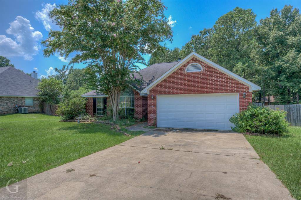 Shreveport, LA 71107,4896 Fairway View