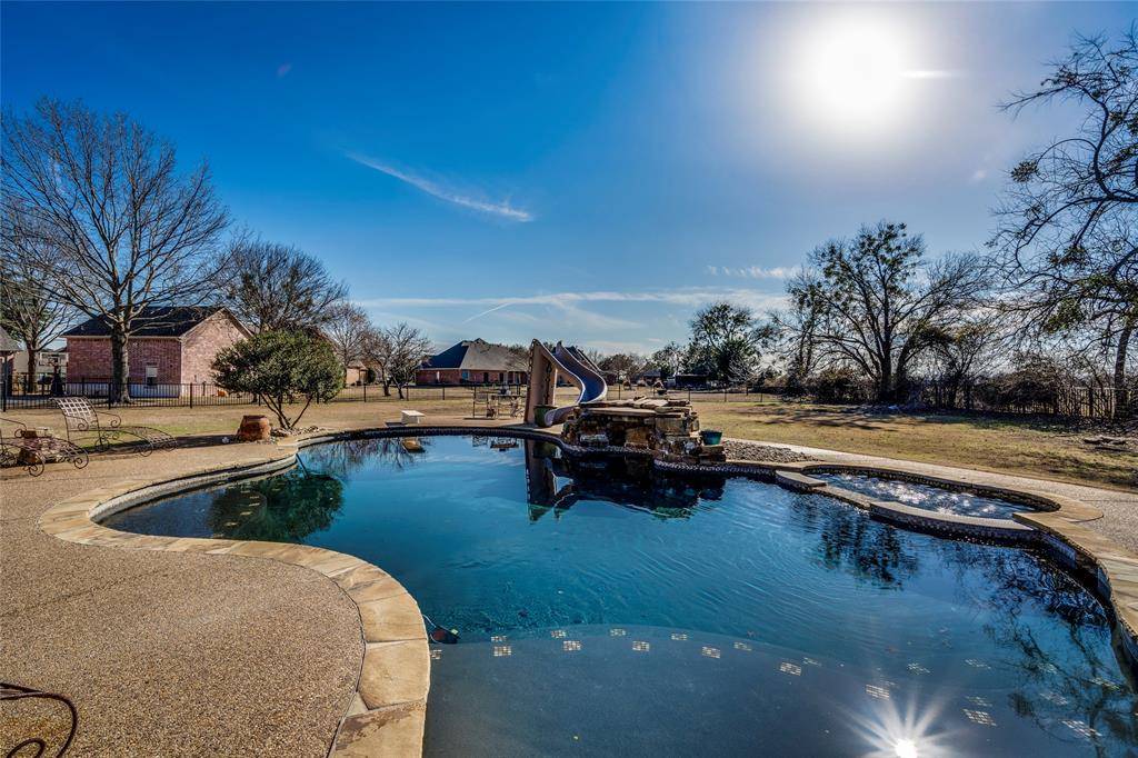 Waxahachie, TX 75165,675 Brookglen Court