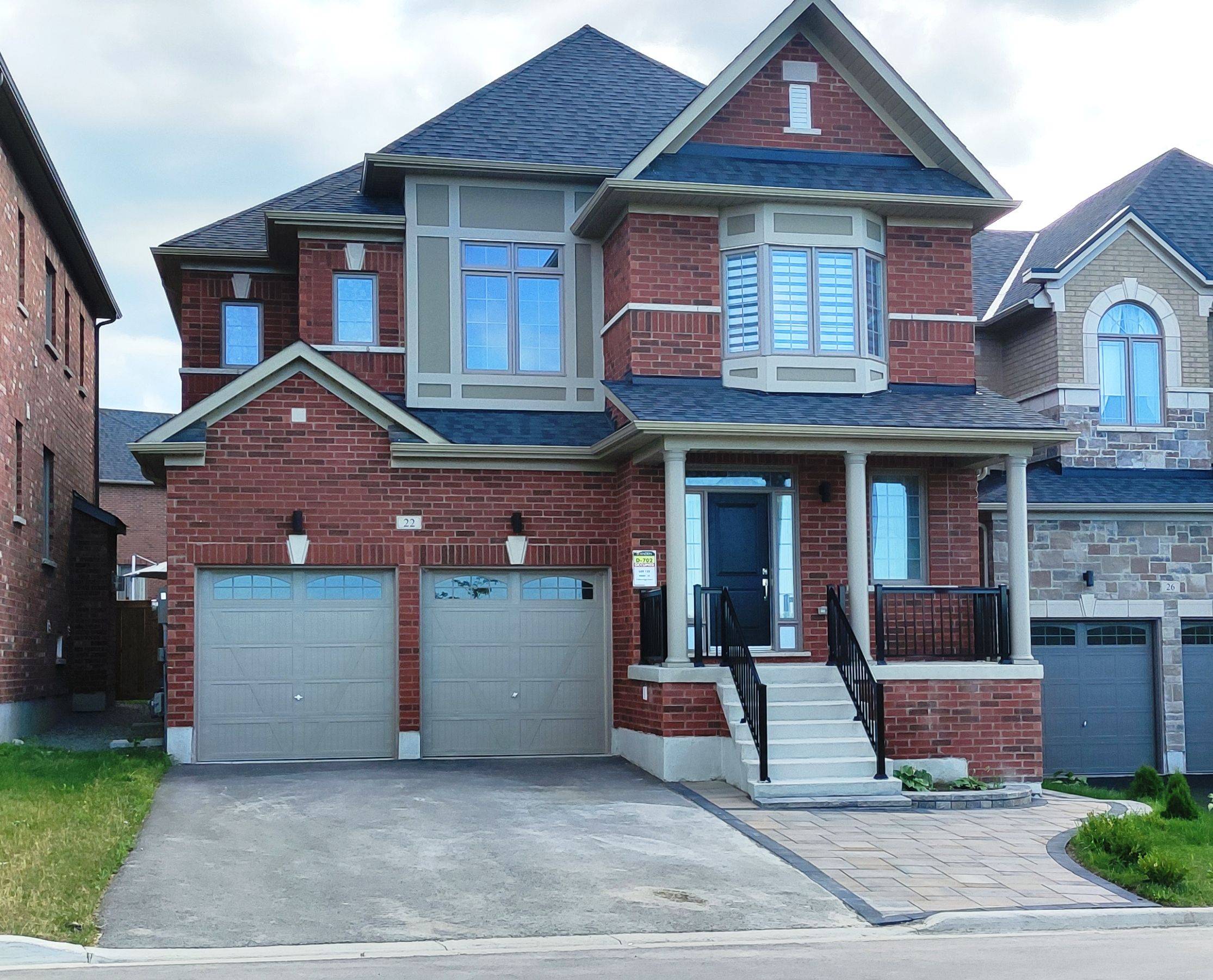 East Gwillimbury, ON L9N 0V3,22 Cloverridge AVE #Main