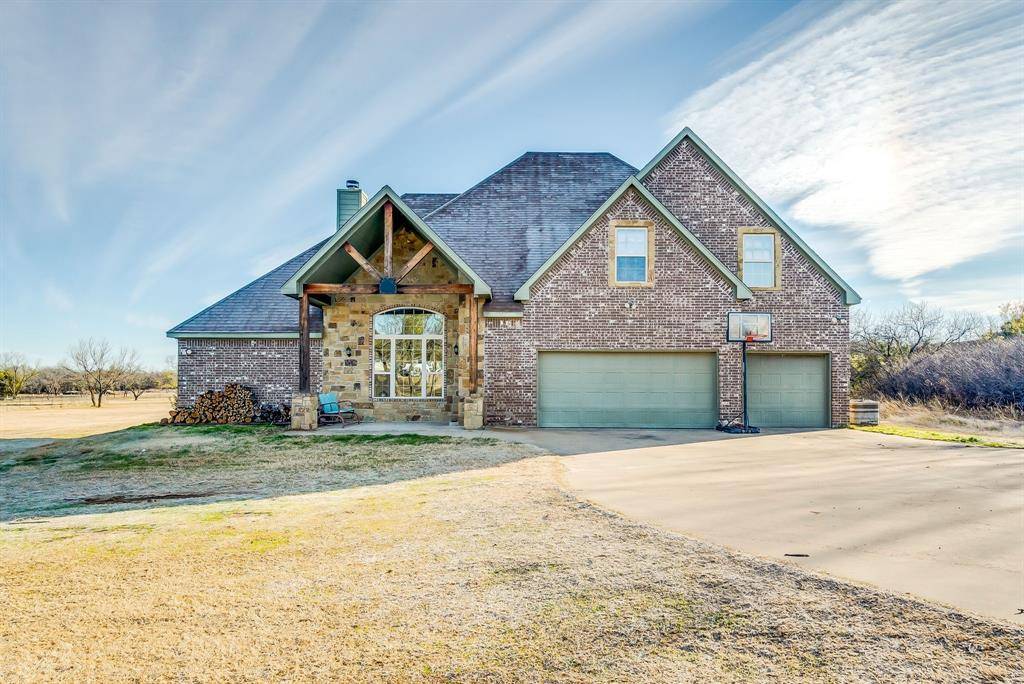 Stephenville, TX 76401,2090 River Front Court