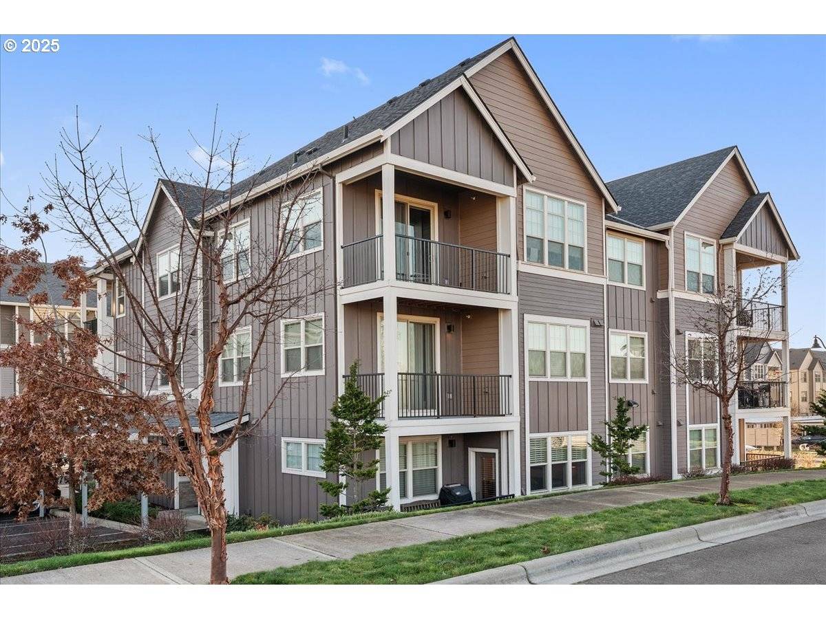 Portland, OR 97229,16323 NW CHADWICK WAY #104