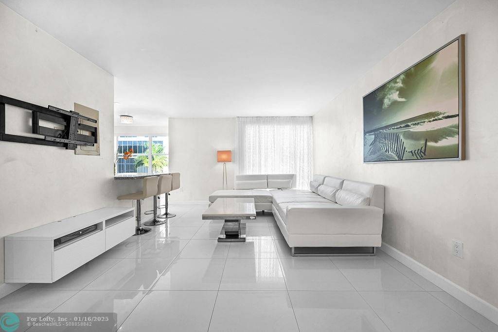 Sunny Isles Beach, FL 33160,17620 Atlantic Blvd  #302