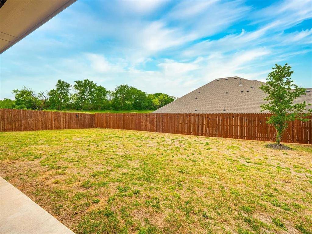 Mansfield, TX 76063,905 Bailey Lane