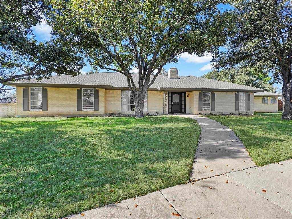 Pantego, TX 76013,1704 Chisholm Trail