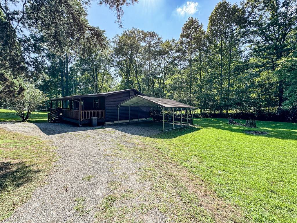 Murphy, NC 28906,547 Winding Creek Road