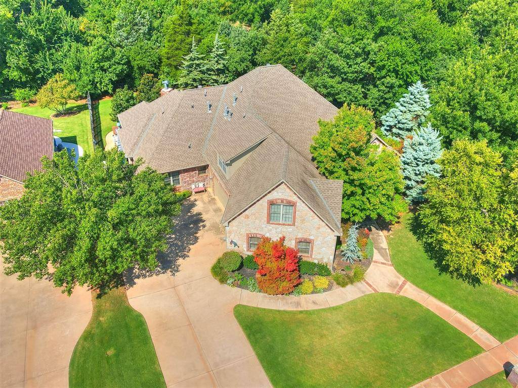 Edmond, OK 73003,3905 Hunters Creek Road