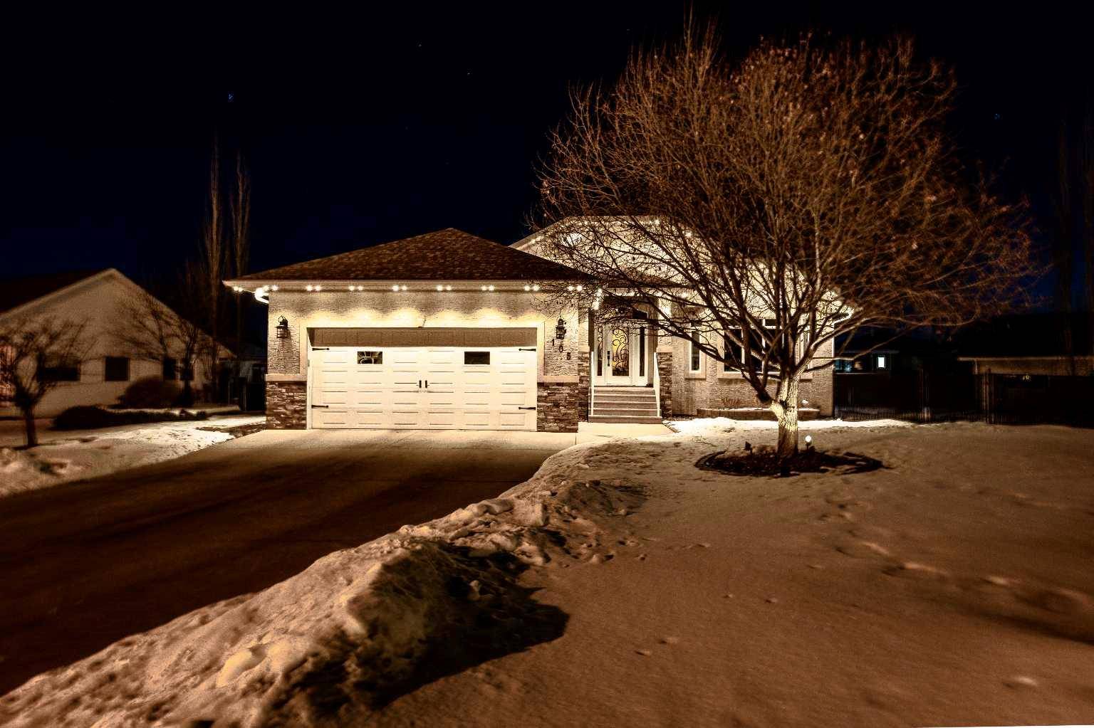 Olds, AB T4H 1Y4,105 Park Meadows PL