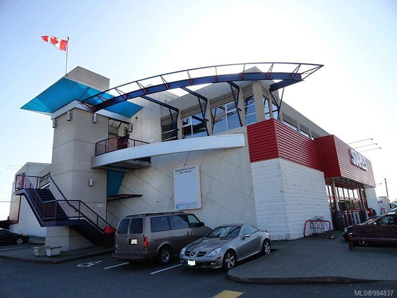 Saanich, BC V8X 3W4,780 Tolmie Ave #202