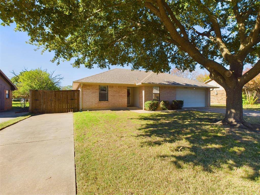 Corinth, TX 76210,1814 Oak Hill Drive