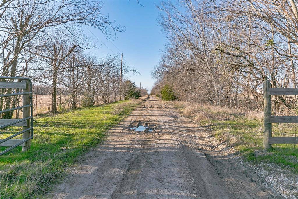 Kaufman, TX 75142,2432 County Road 141