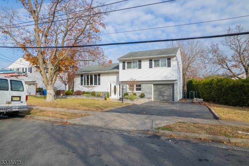 Manville Boro, NJ 08835,110 Fucillo St