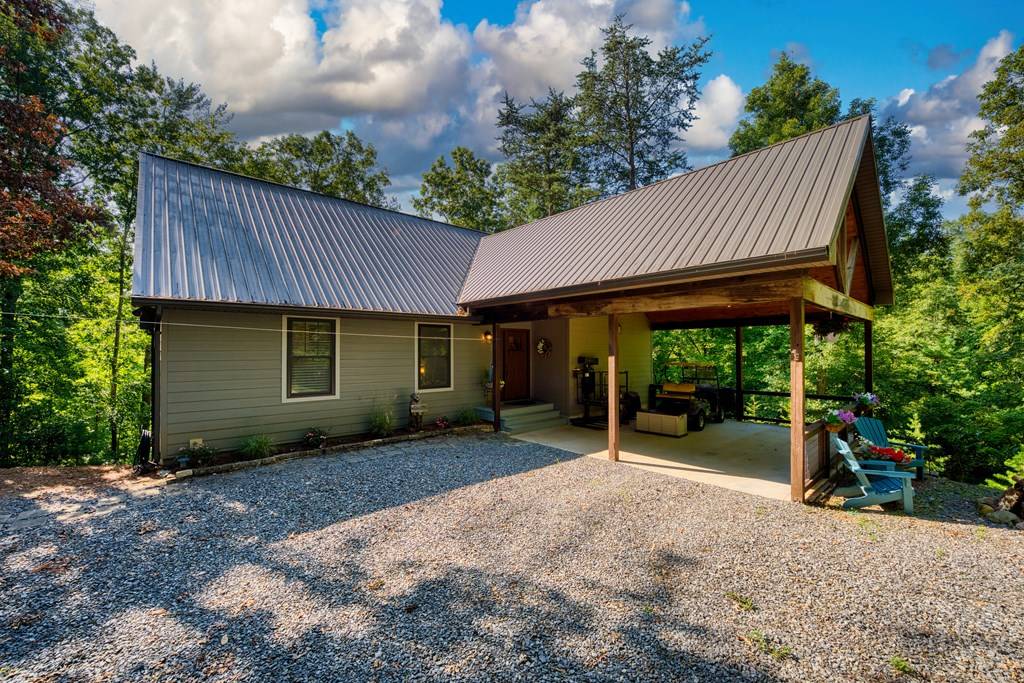 Ellijay, GA 30540,1081 Cherokee Drive