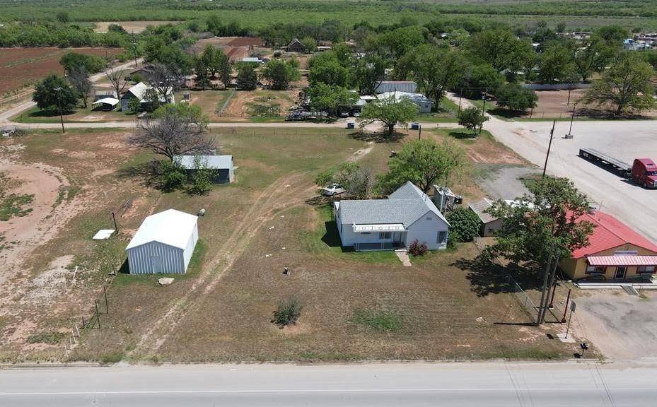 Ballinger, TX 76821,1707 Hutchins Avenue