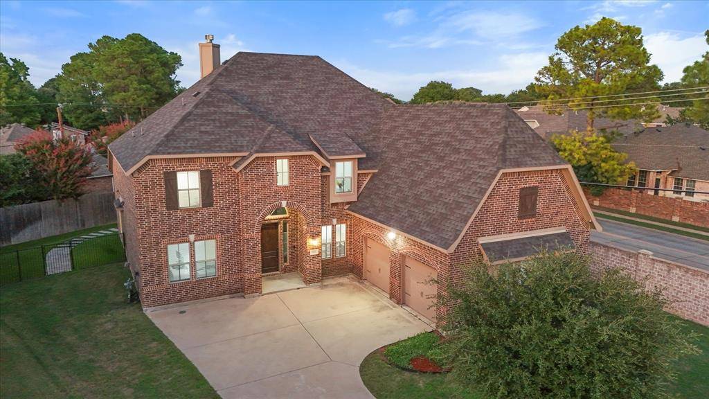 Arlington, TX 76016,5201 Runnymede Court