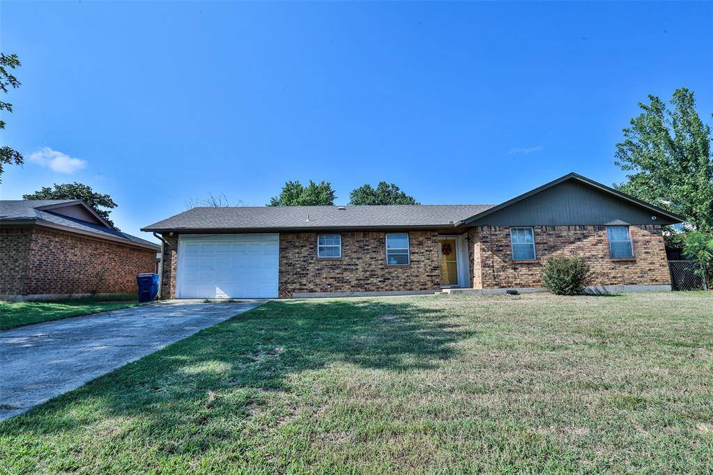 Harrah, OK 73045,20365 Rockhollow Drive