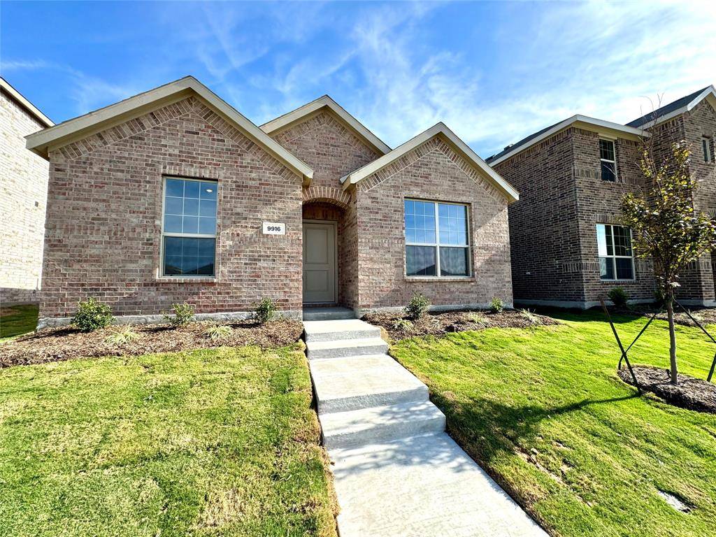 Fort Worth, TX 76179,9916 Thornapple Road