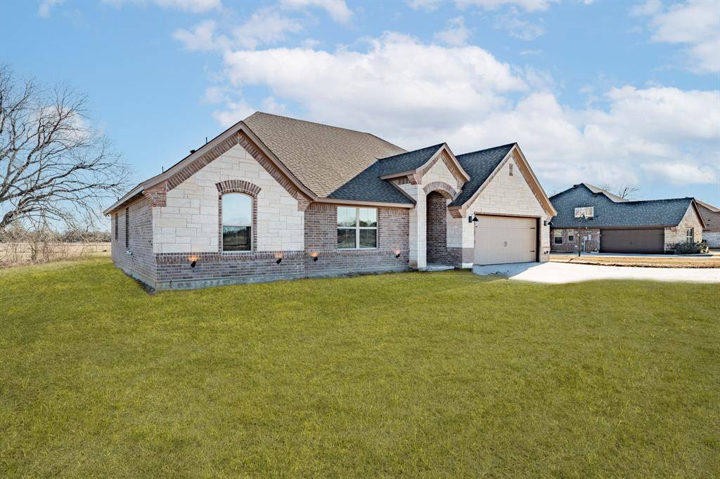 Stephenville, TX 76401,560 Walking Horse Drive