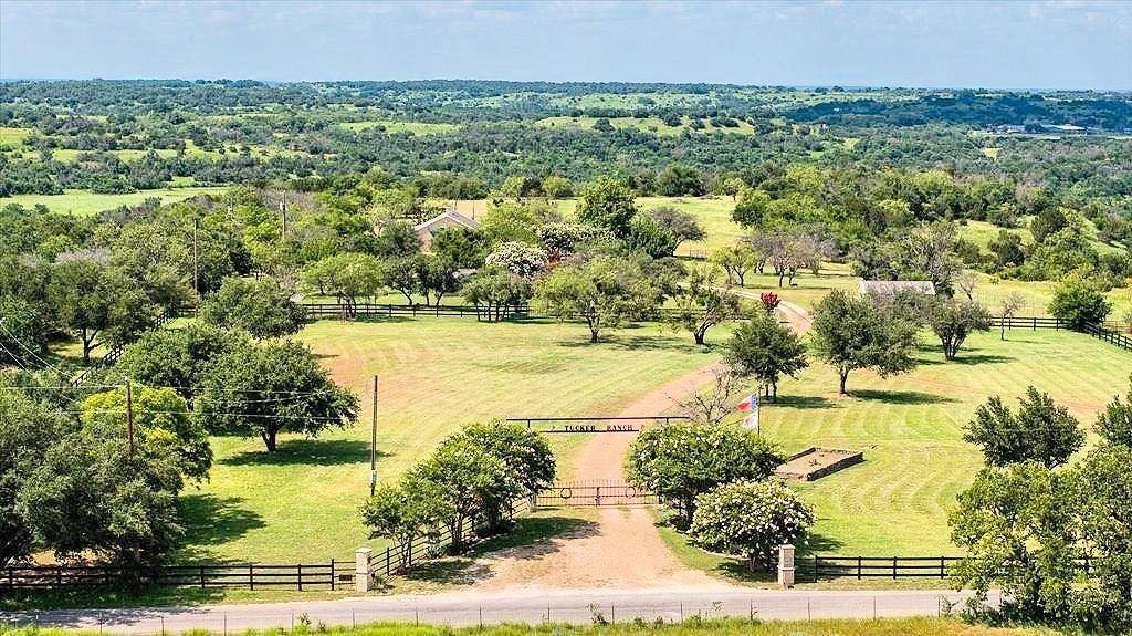 Stephenville, TX 76401,4536 County Road 132